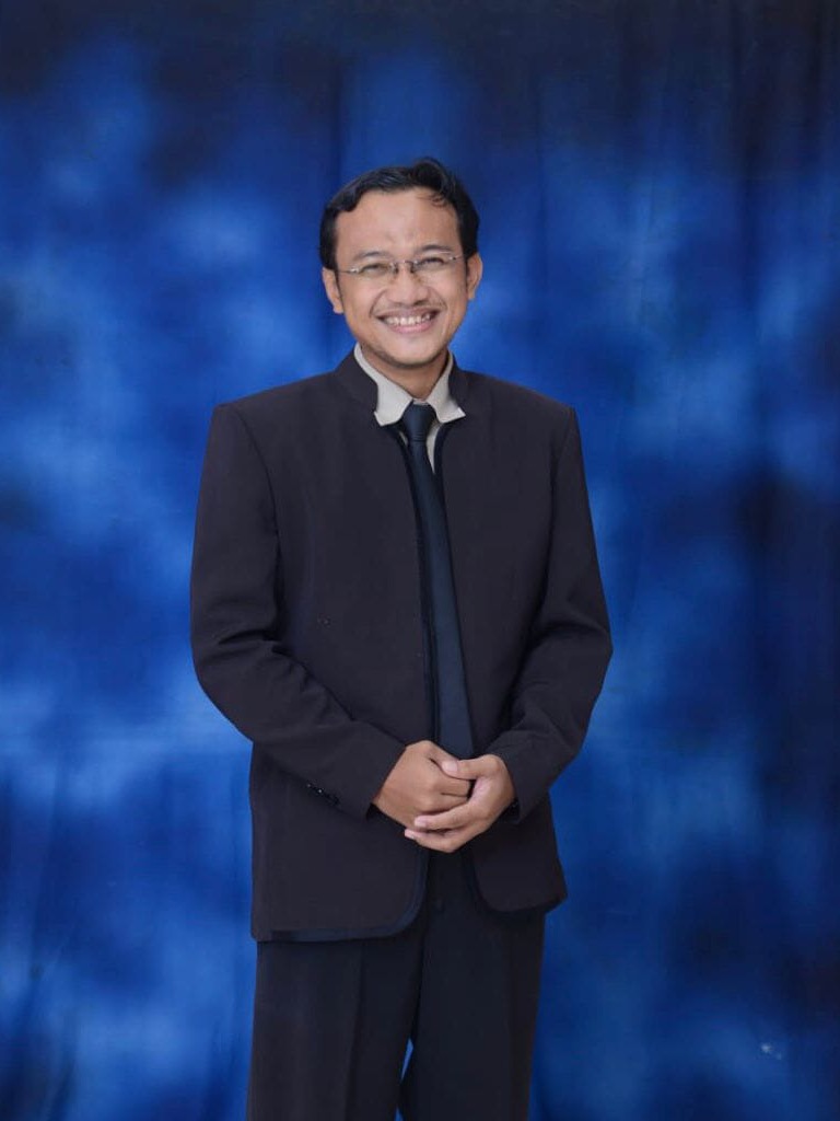 Jaja M. Muktahiri, S.Pd.I., M. Hum., M.M.Pd.