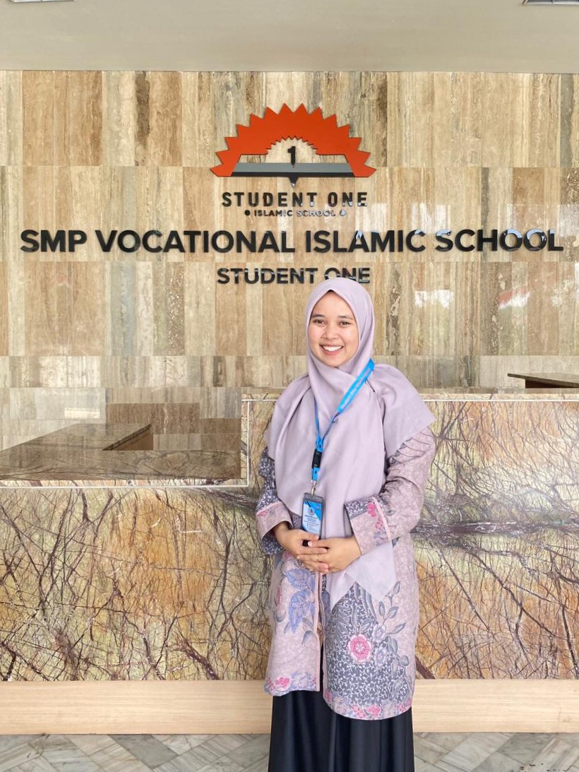 Yenny Ayu Agustina, S.Pd.I., Gr., M.M.